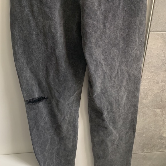 Jeans - Picture 8 of 16